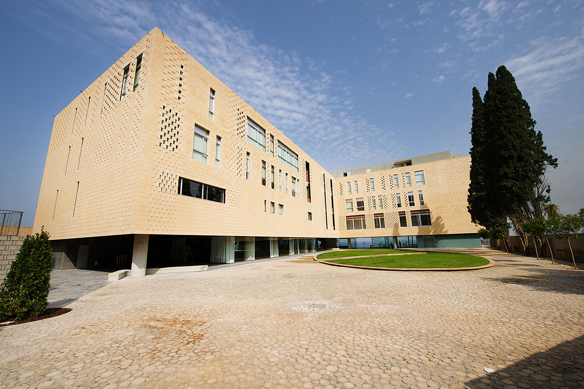 American University of Beirut - Olayan School of Business